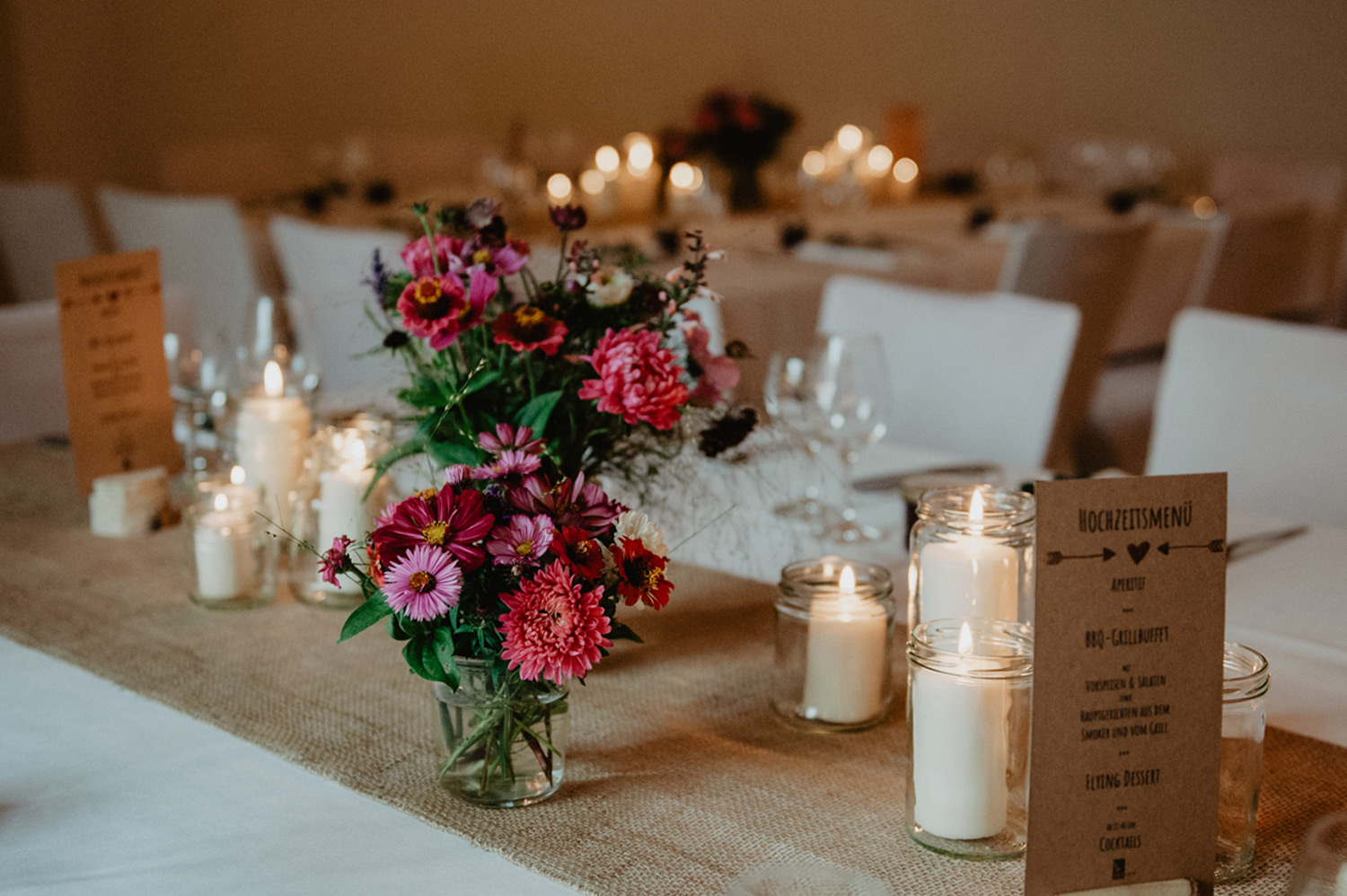 vogelbauerhof hochzeit balgheim with boho vibe 