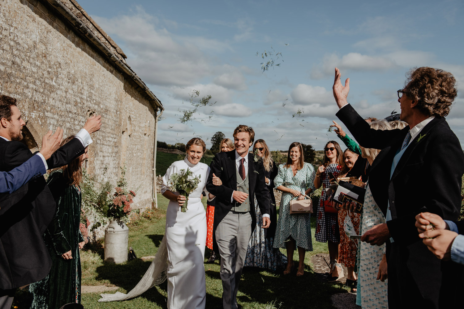 village church cotswolds wedding photography anne schwarz