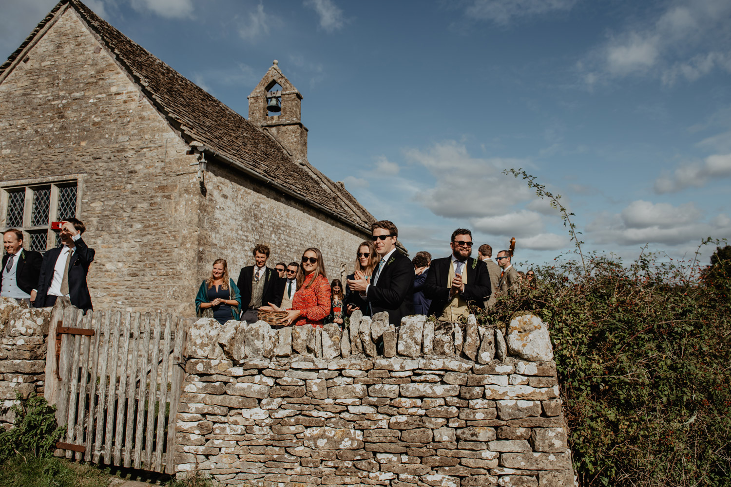 village church cotswolds wedding photography anne schwarz